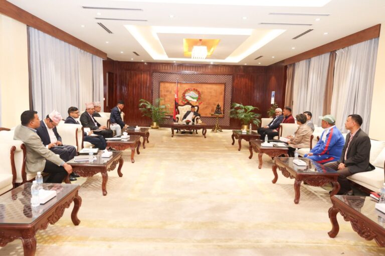 प्रधानमन्त्री ओलीद्वारा दसौँ राष्ट्रिय खेलकुद प्रतियोगिता मङ्सिरभित्र सम्पन्न गर्न निर्देशन