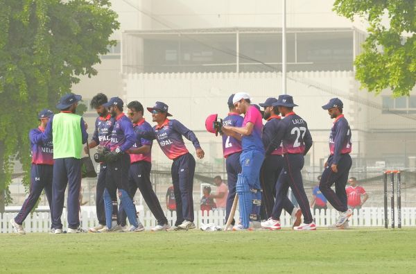 विश्वकप लिग-२ को अन्तिम खेलमा नेपाल यूएईसँग चार विकेटले पराजित